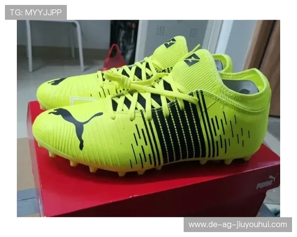 平价足球鞋与高端足球鞋性能对比分析与选择建议